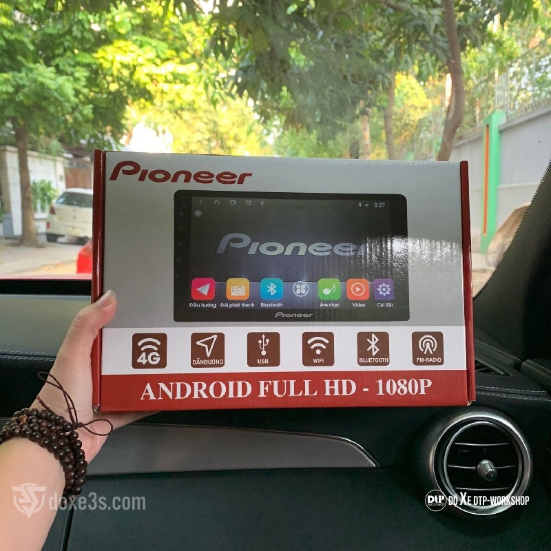 Màn hình ô tô Pioneer