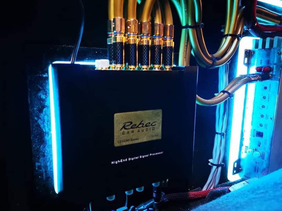 Rebec ES812 trên cấu hình âm thanh ô tô cao cấp của người dùng