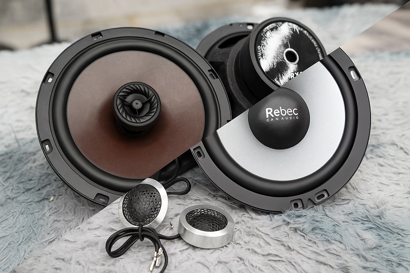 So sánh loa Rebec ST6 và RX6 – Nên chọn loại nào?