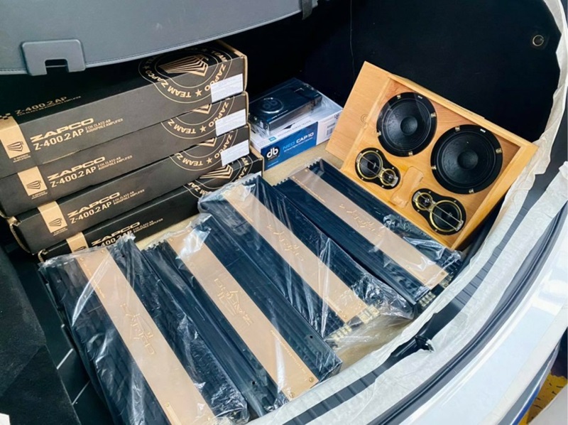 Hệ thống âm thanh ô tô chuẩn Hi-Res: Cần những thiết bị nào?